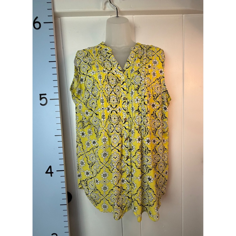 Charter Club Pintuck Button Down Sleeveless Yellow Floral Paisley Blouse Large